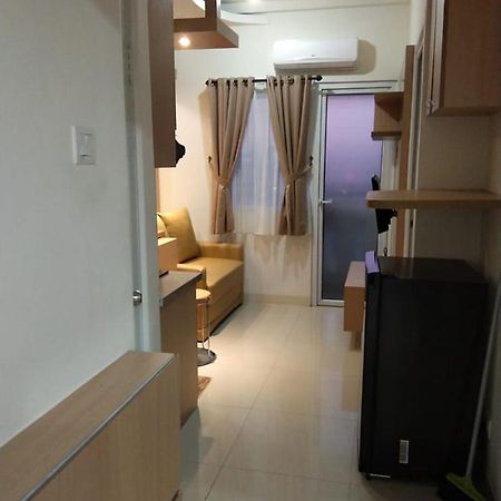 Apartemen Green Pramuka City Yakarta Exterior foto