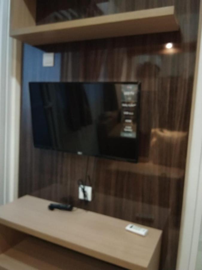 Apartemen Green Pramuka City Yakarta Exterior foto