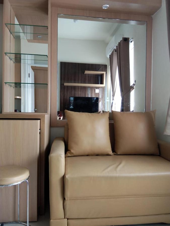 Apartemen Green Pramuka City Yakarta Exterior foto